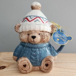 Cozy Bear Ceramic Mug With Winter Hat Lid NWT
